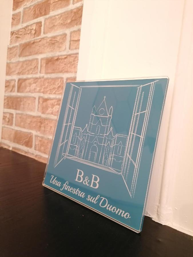 B&B Una Finestra Sul Duomo Neapel Exterior foto